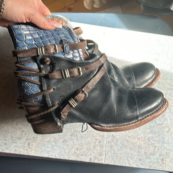 Freebird by Steven - Picture 5 of 15